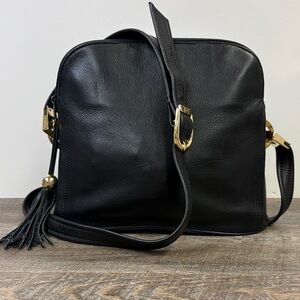 🖤 Tóni Black Leather Crossbody Bag with Tassel & Gold Hardware